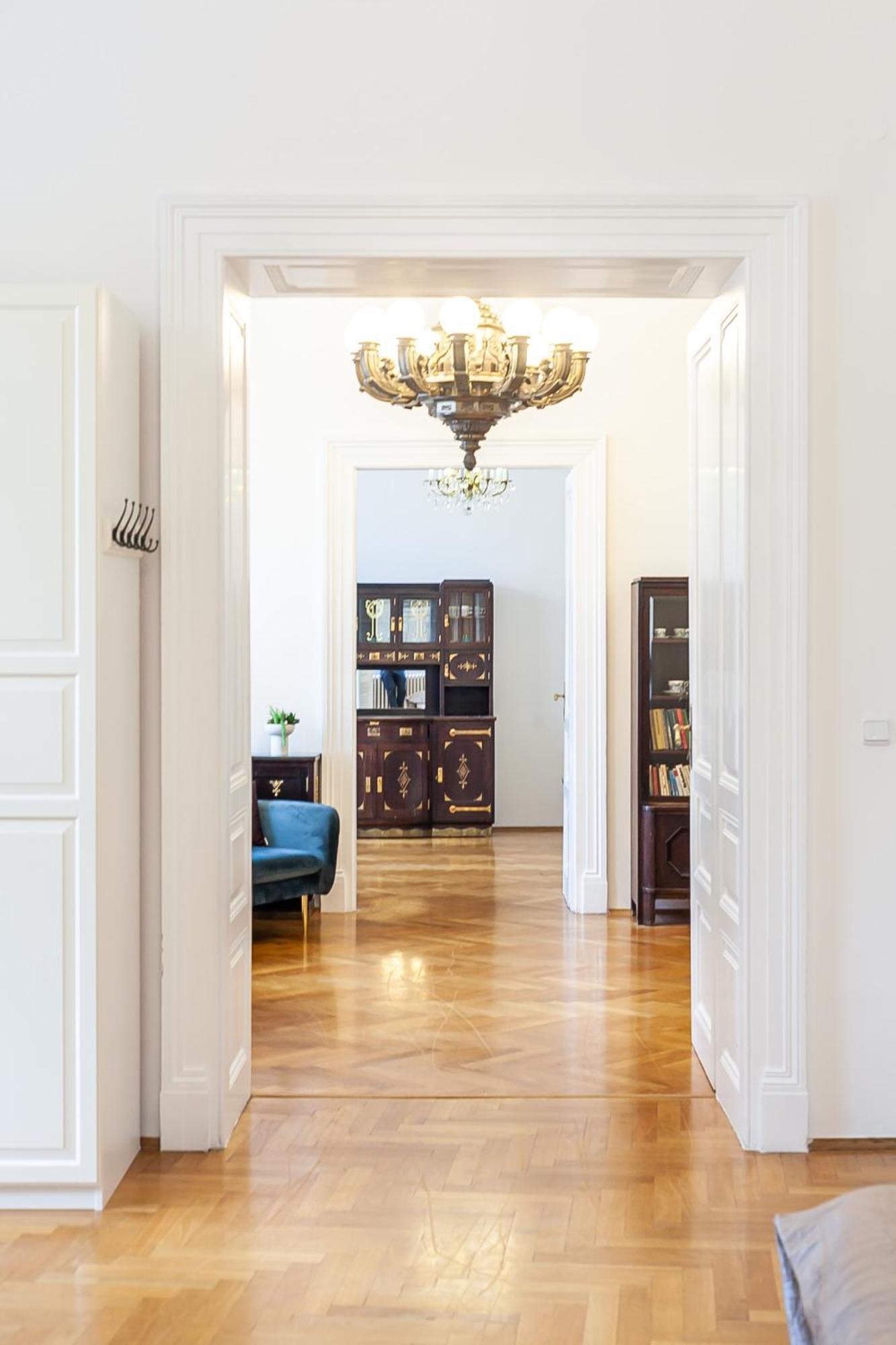 Royal Apartment By Charles Bridge View Of Saint Nicholas Church Prague Luaran gambar